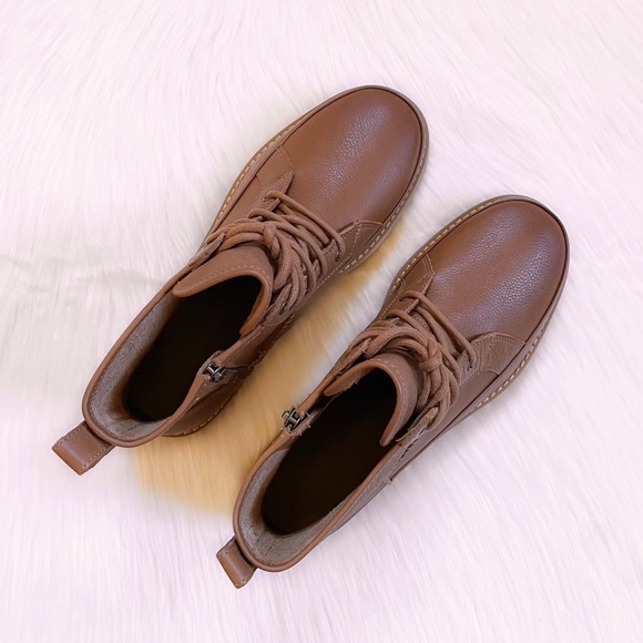 UGG Women’s Deconstructed Lace Chestnut Leather Combat Boots - Picture 5 of 8